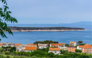 Lovely Home In Banjol 