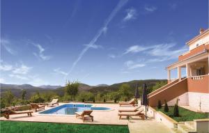 Awesome Home In Radosic