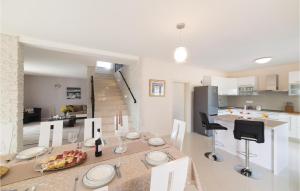 Amazing Home In Radosic With Heated Swimming Pool 