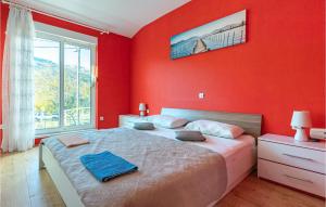 Awesome Home In Dugopolje With Wifi