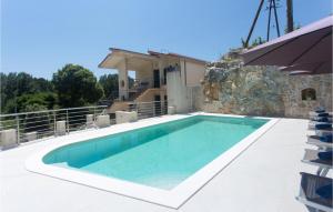4 Bedroom Lovely Home In Klis 
