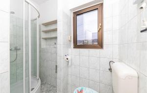 Lovely Apartment In Kastel Stafilic