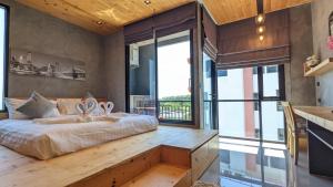 Charming Beachside Studio