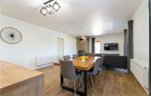 Lovely Home In Benkovac With Wifi 