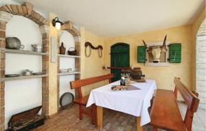 Lovely Home In Motovun 