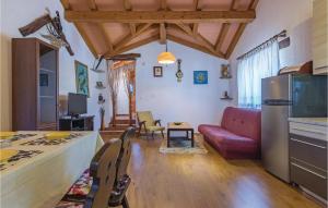 2 Bedroom Amazing Home In Kamena Vas 