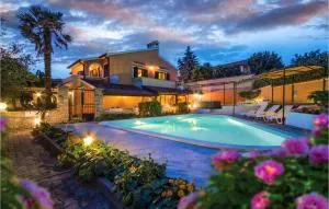 Beautiful Apartment In Pula With Sauna - 蒙蒂奇