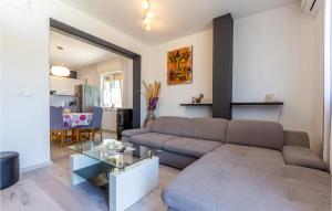 Apartment Jesenice With Sea View I