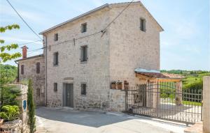 Nice Home In Vizinada With Wifi