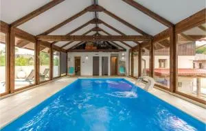 Cozy Home In Gospic With Kitchen - Butkovići