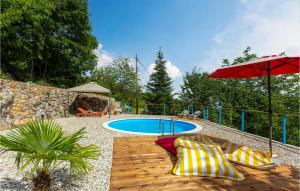 2 Bedroom Beautiful Home In Poljane
