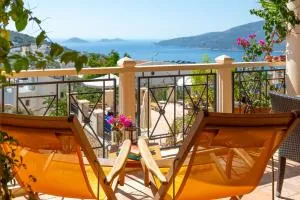 Kalkan Apartment with Bay Views - Gelemiş