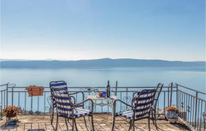 2 Bedroom Cozy Home In Podgora 