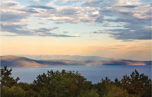 Lovely Home In Labin With Wifi 