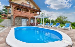 Awesome Home In Donja Zelina With Wifi
