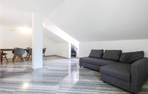 Stunning Apartment In Nocera Superiore With Wifi