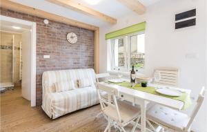 2 Bedroom Gorgeous Home In Matulji