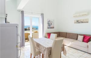 Nice Apartment In Povljana 