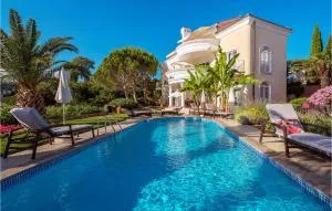 Amazing Apartment In Porat - بورات