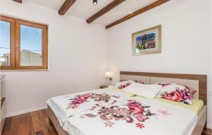 4 Bedroom Amazing Home In Barbat 