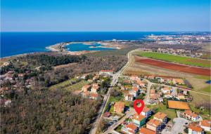 Beautiful Apartment In Umag With Wifi