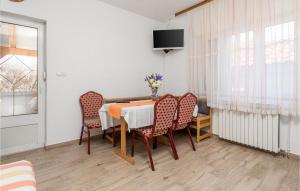 Awesome Apartment In Rab With Wifi 