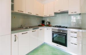 Nice Apartment In Pula With Wifi