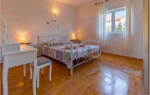 Cozy Apartment In Liznjan With Wifi