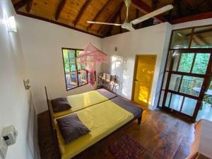 Seasons Four Eco Friendly Treehouse