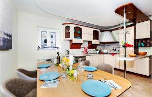 7 Bedroom Amazing Home In Rovinj 