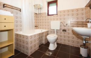 One-Bedroom Apartment In Sibenik