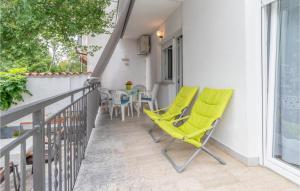 Awesome Apartment In Jadranovo With Wifi 