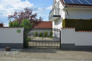 Csenár Apartman Hegykő