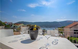 Nice Home In Grebastica