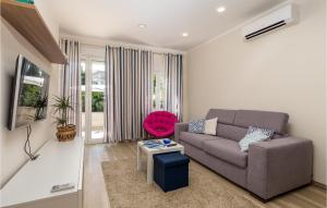 1 Bedroom Stunning Apartment In Lovran 