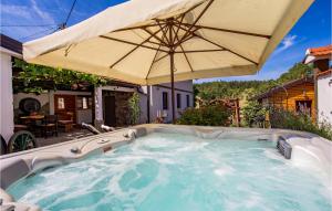 2 Bedroom Beautiful Home In Senj