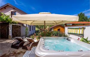 2 Bedroom Beautiful Home In Senj