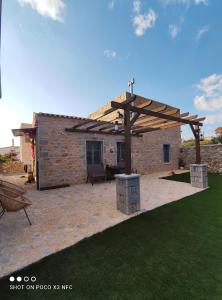 Crown House in Areopolis