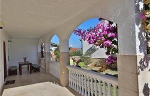 Two-Bedroom Apartment With Sea View In Marina