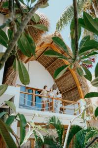 Phòng Deluxe Giường Đôi/2 Giường Đơn Có Ban Công (Deluxe Double or Twin Room with Balcony)