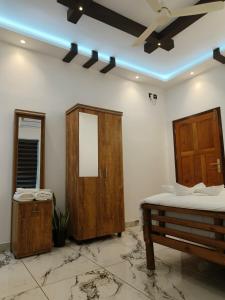 Wavealokam Beach Retreat