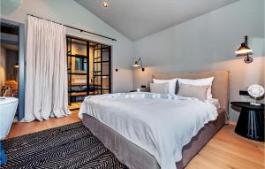 3 Bedroom Amazing Home In Matuhanci 