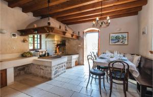 Holiday Home With 2 Bedroom 