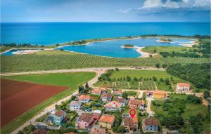Stunning Home In Umag With House A Panoramic View 