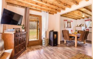 Nice Home In Gospic With Wifi