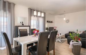 Amazing Home In Pula With Kitchen