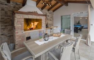 Awesome Home In Sveti Petar U Sumi 