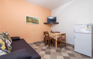 Awesome Apartment In Barbat Na Rabu