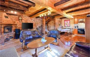 Awesome Home In Dubranec With Wifi 