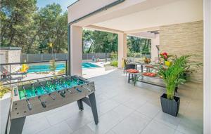 Awesome Home In Pula With Wifi